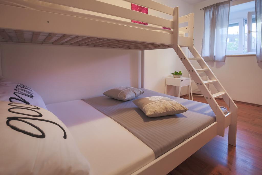 Apartmani Maksan Pakoštane Екстериор снимка
